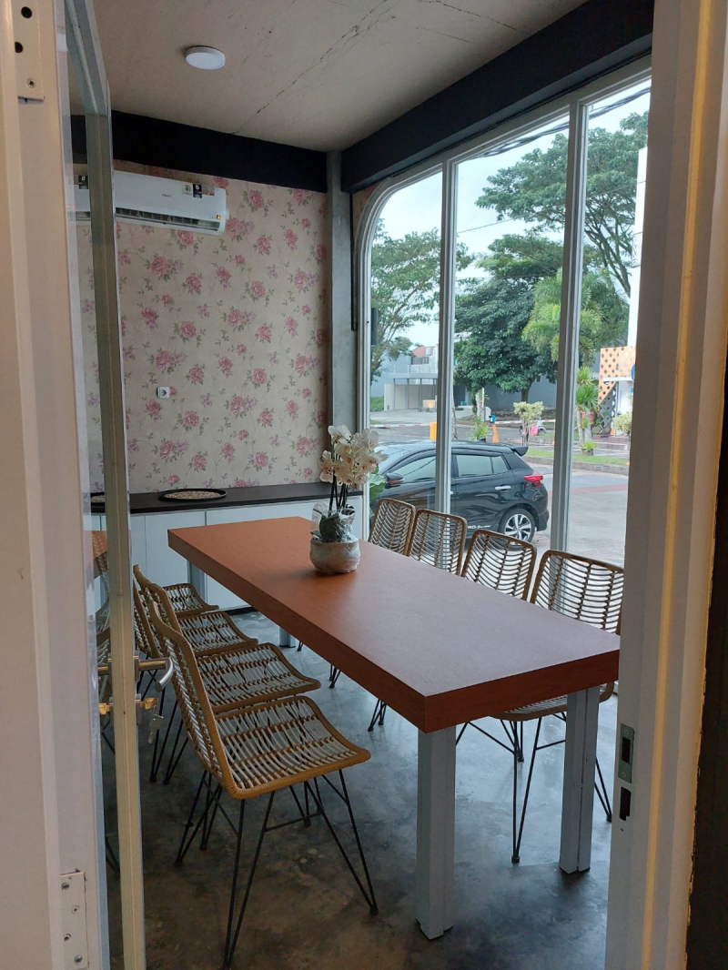 Pembangunan Kafe Tengah Kota Malang