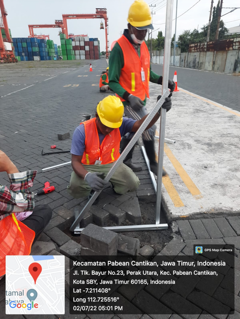 Pekerjaan Perbaikan Kontainer Yard Blok V (Eks.Udatin) PT Berlian Jasa Terminal Indonesia